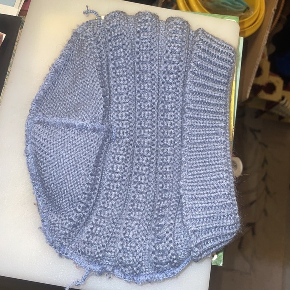 Glacier National Park Blue Knitted Hat - Picture 4 of 5